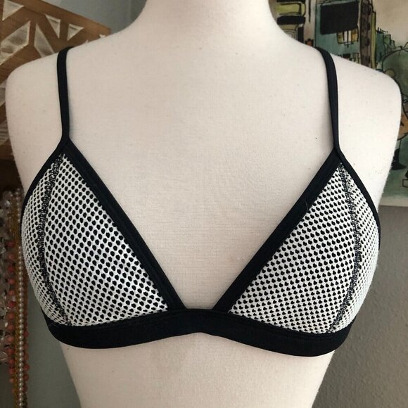 Triangl Ollie Mesh Neoprene Triangle Bikini Top - Fishnet - Picture 5 of 8